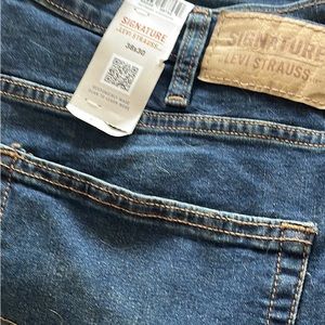 Levis signature By Levis Strauss BNWT never been